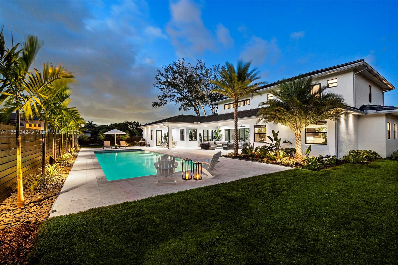 11062 SW 91st Ave Miami, FL 33176 11062 SW 91st Ave Miami, FL 33176