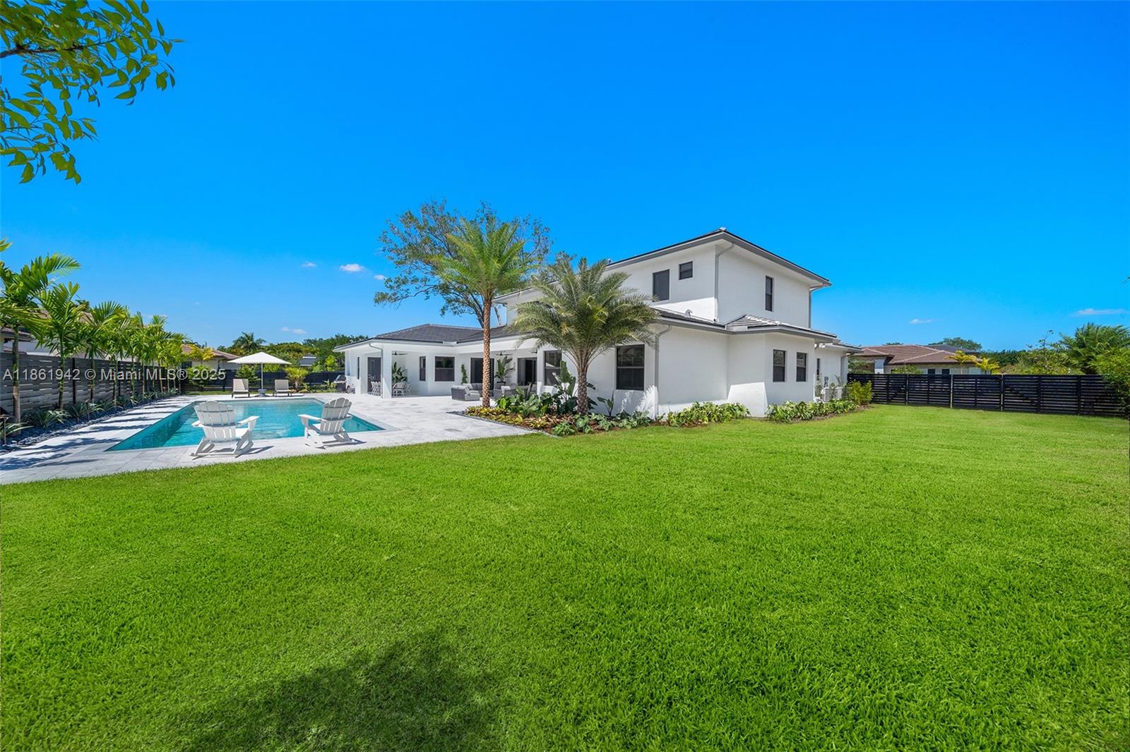 11062 SW 91st Ave Miami, FL 33176 11062 SW 91st Ave Miami, FL 33176