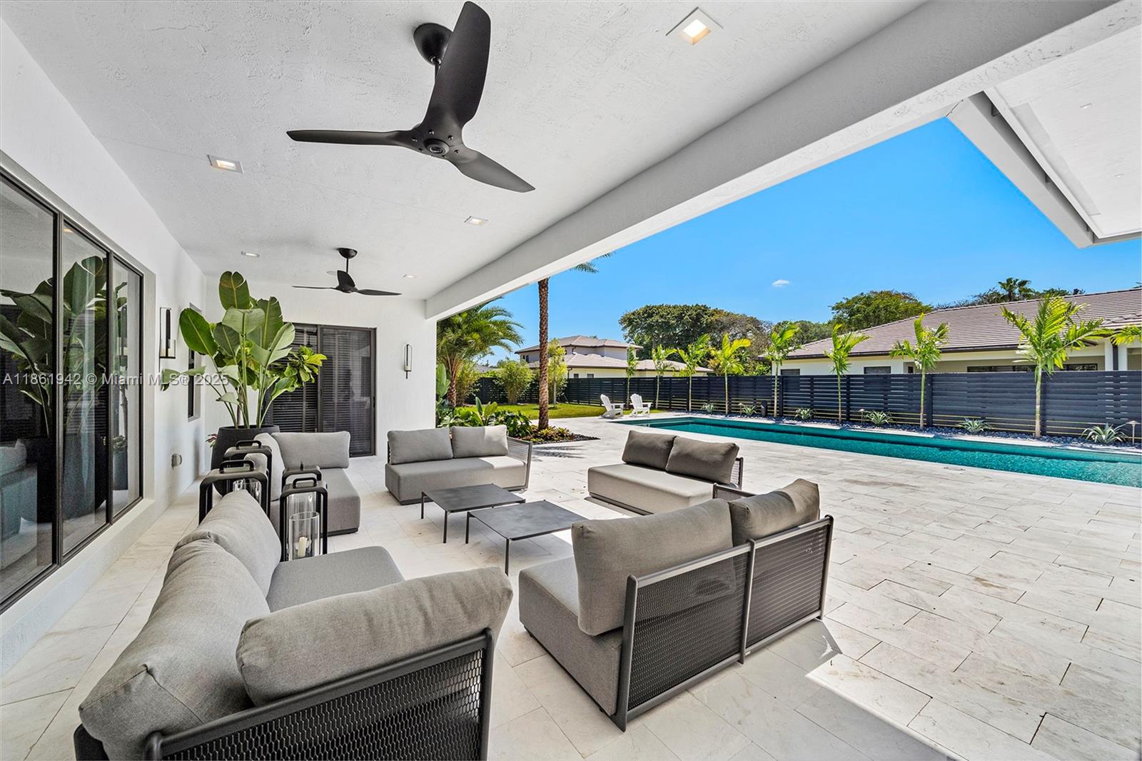 11062 SW 91st Ave Miami, FL 33176 11062 SW 91st Ave Miami, FL 33176
