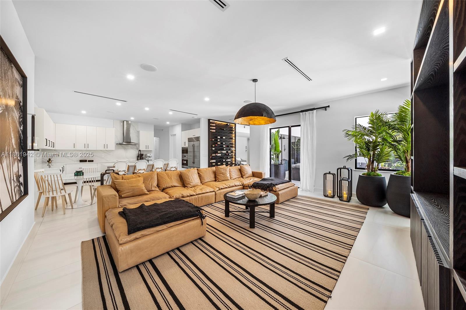 11062 SW 91st Ave Miami, FL 33176 11062 SW 91st Ave Miami, FL 33176