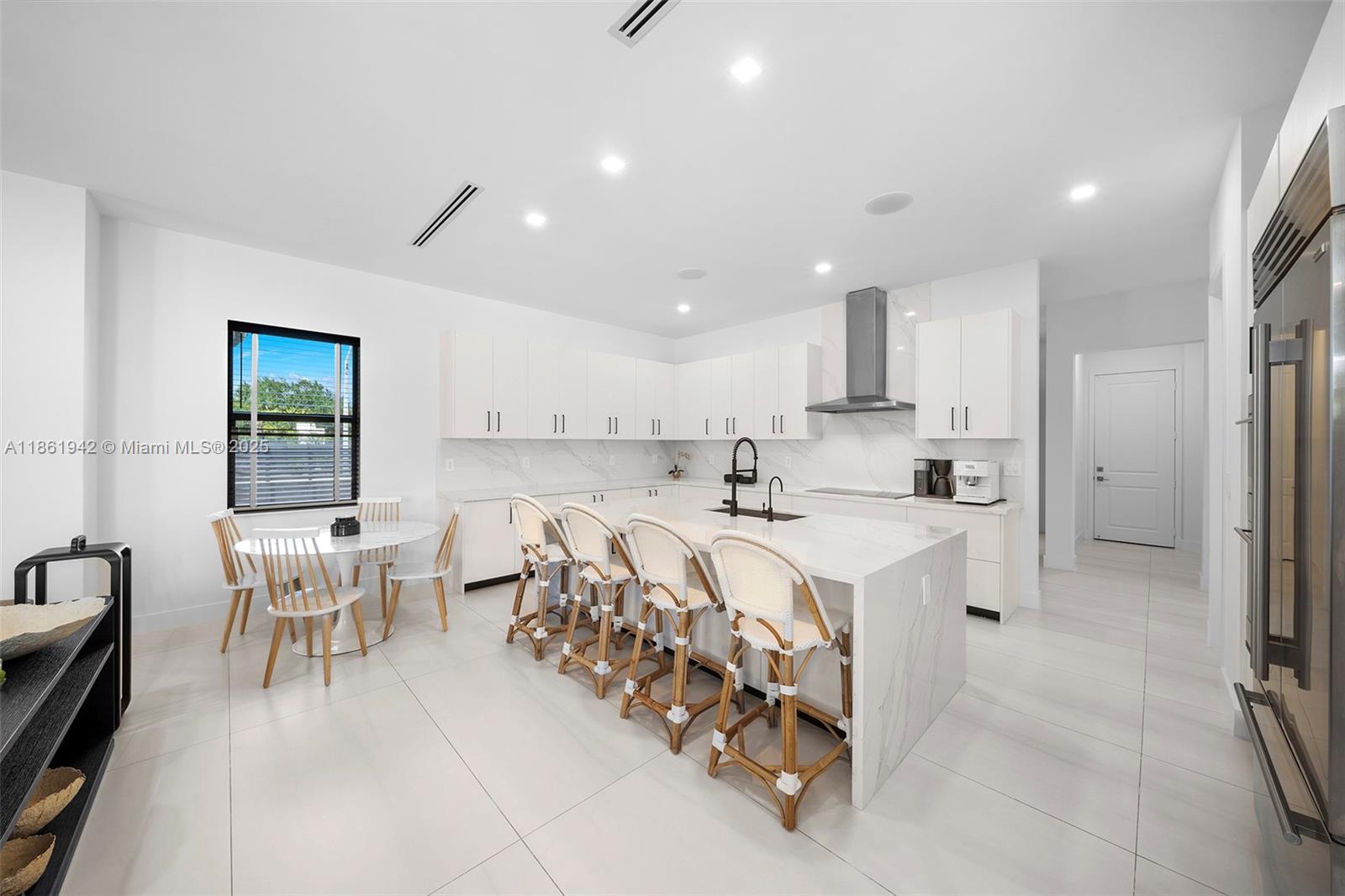 11062 SW 91st Ave Miami, FL 33176 11062 SW 91st Ave Miami, FL 33176