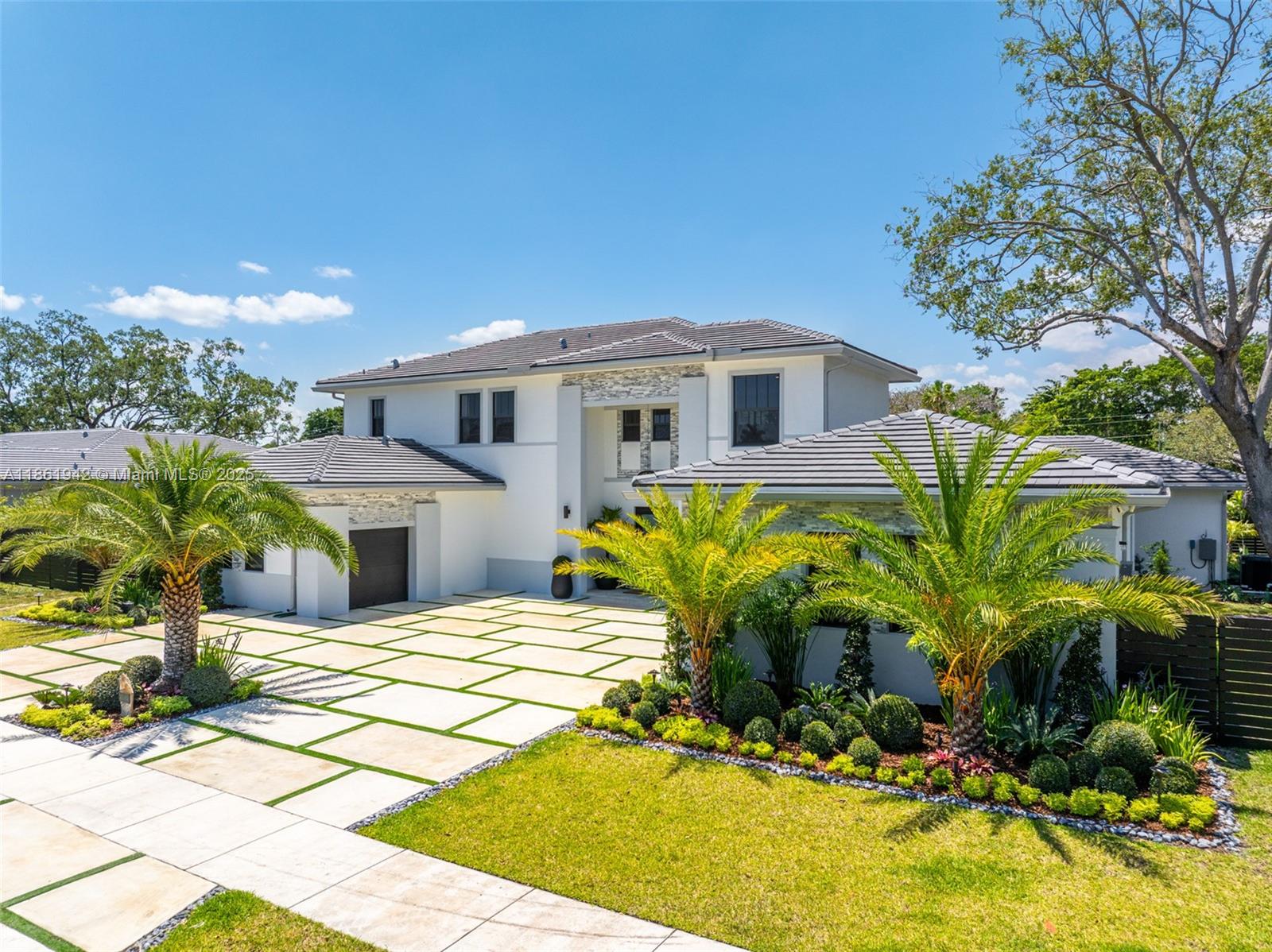 11062 SW 91st Ave Miami, FL 33176 11062 SW 91st Ave Miami, FL 33176