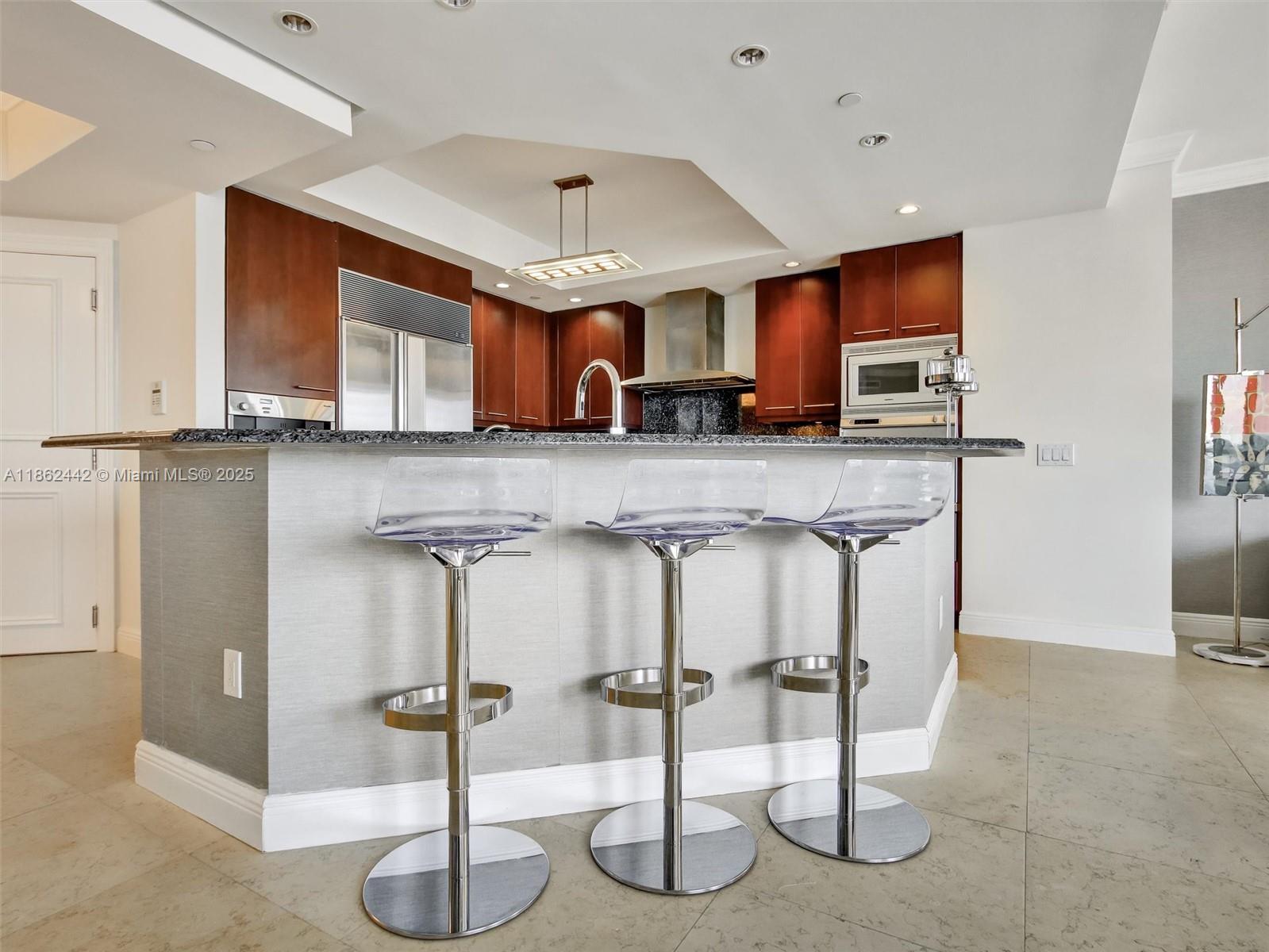 6000 Island Blvd #2204 Aventura, FL 33160