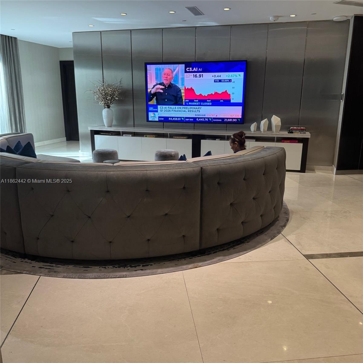 6000 Island Blvd #2204 Aventura, FL 33160