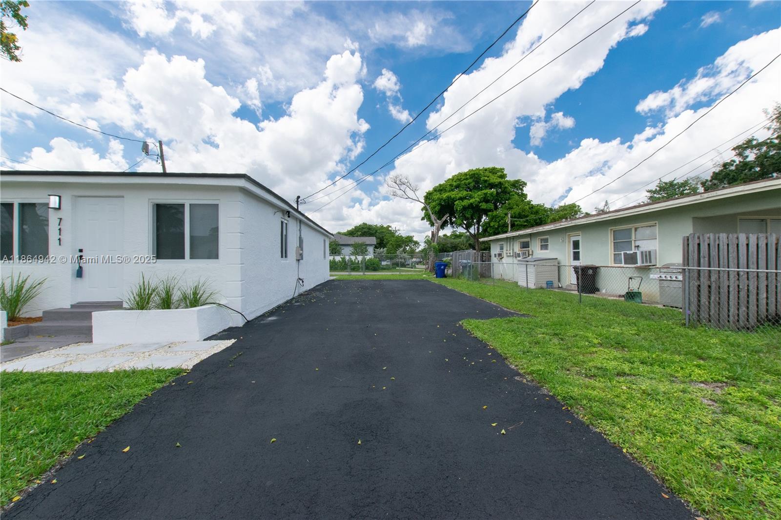 711 NW 15th Way,Fort Lauderdale, FL 33311