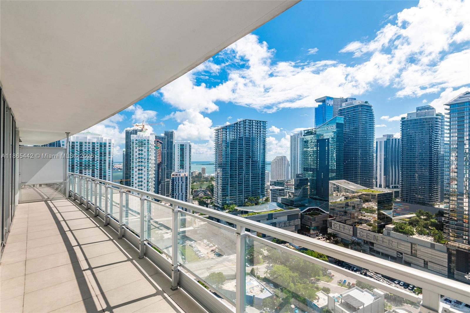92 SW 3rd St #3503