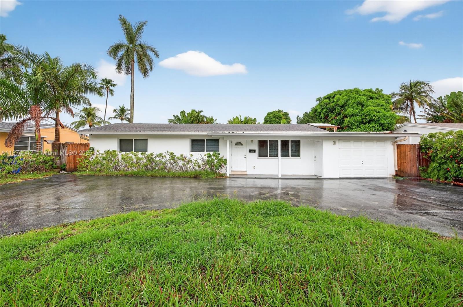 3045 NE 16th Ave