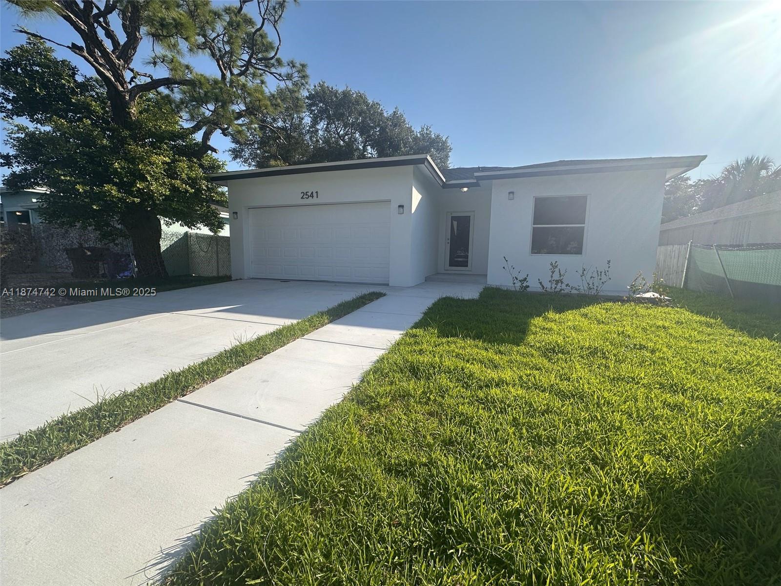 2541 NW 9th St