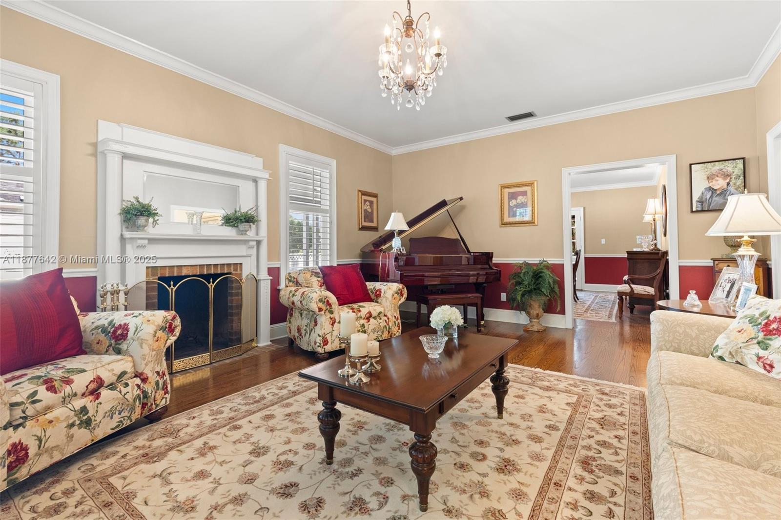 3003 W Villa Rosa Park Tampa, FL 33611