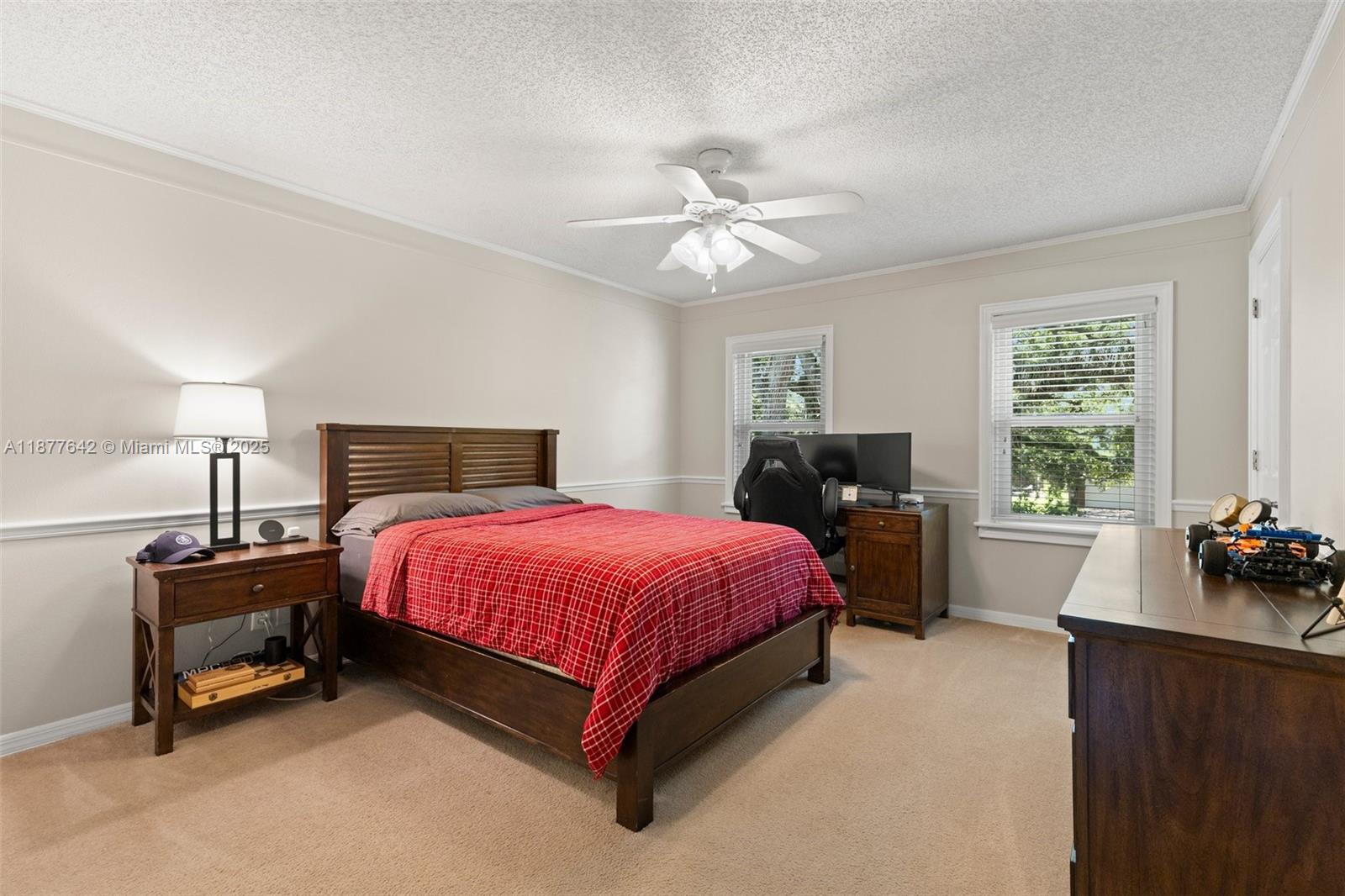 3003 W Villa Rosa Park Tampa, FL 33611