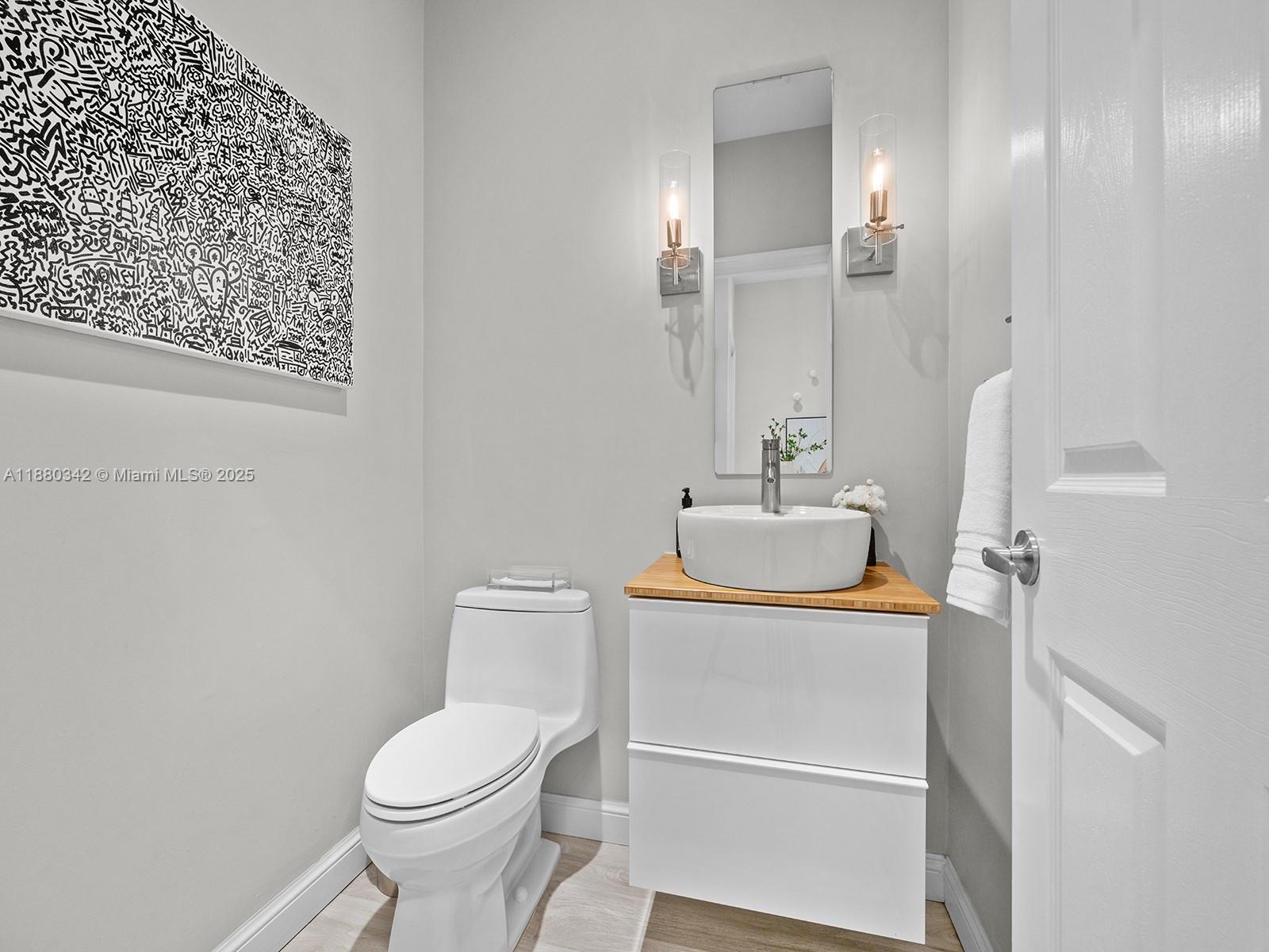 5864 SW 74th Ter #G South Miami, FL 33143