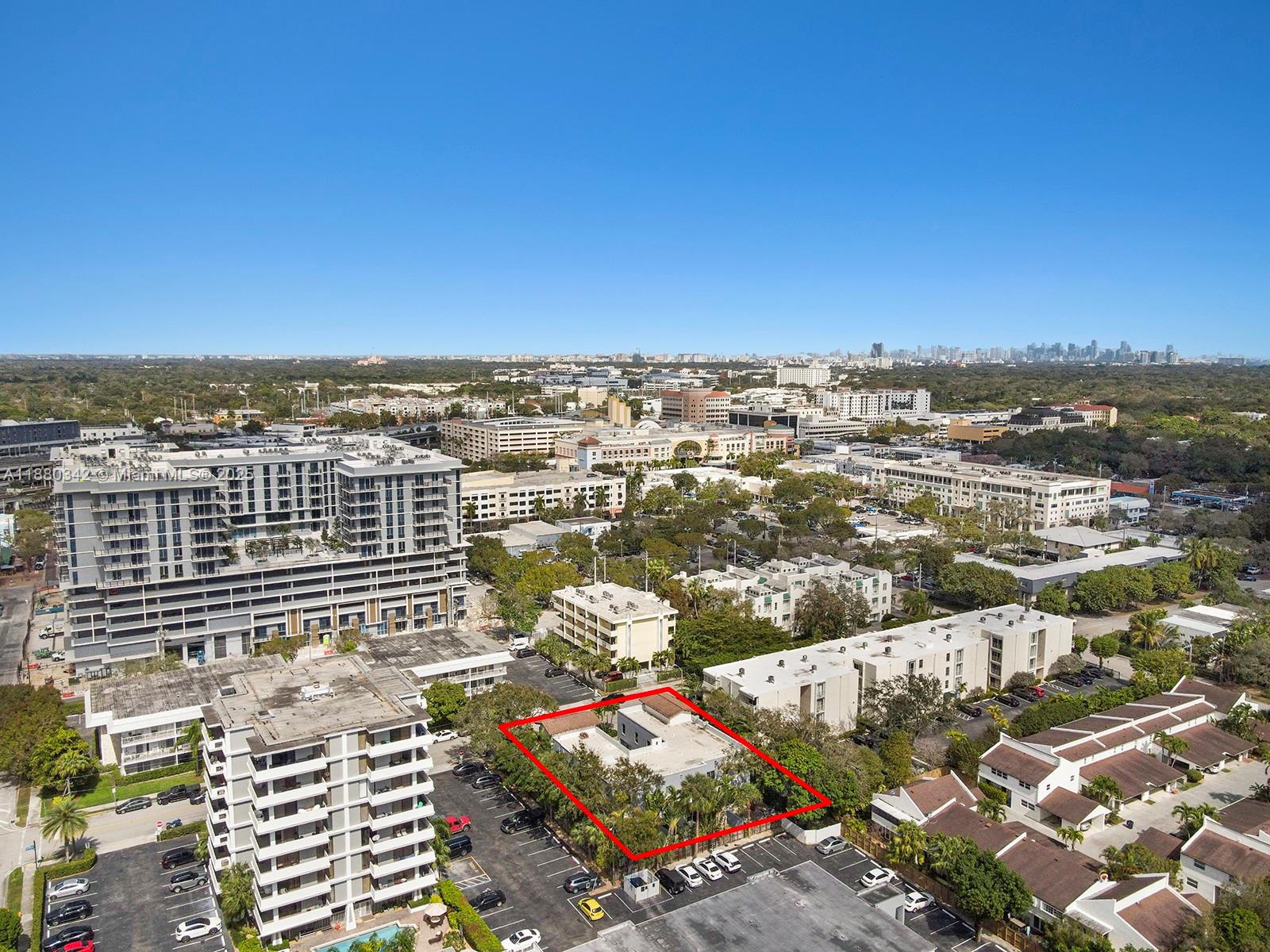 5864 SW 74th Ter #G South Miami, FL 33143