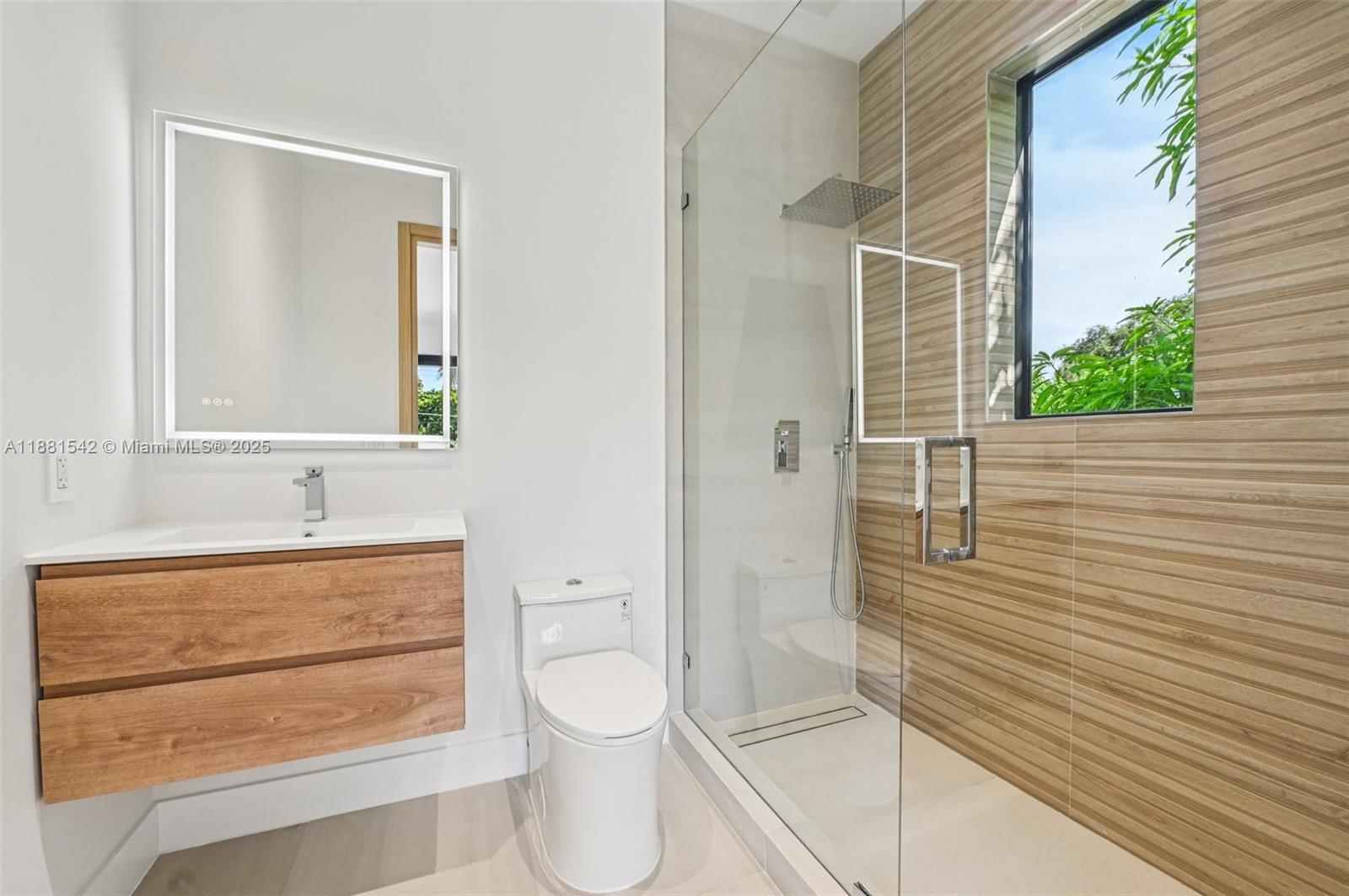 3163 Hibiscus St #3163 Miami, FL 33133