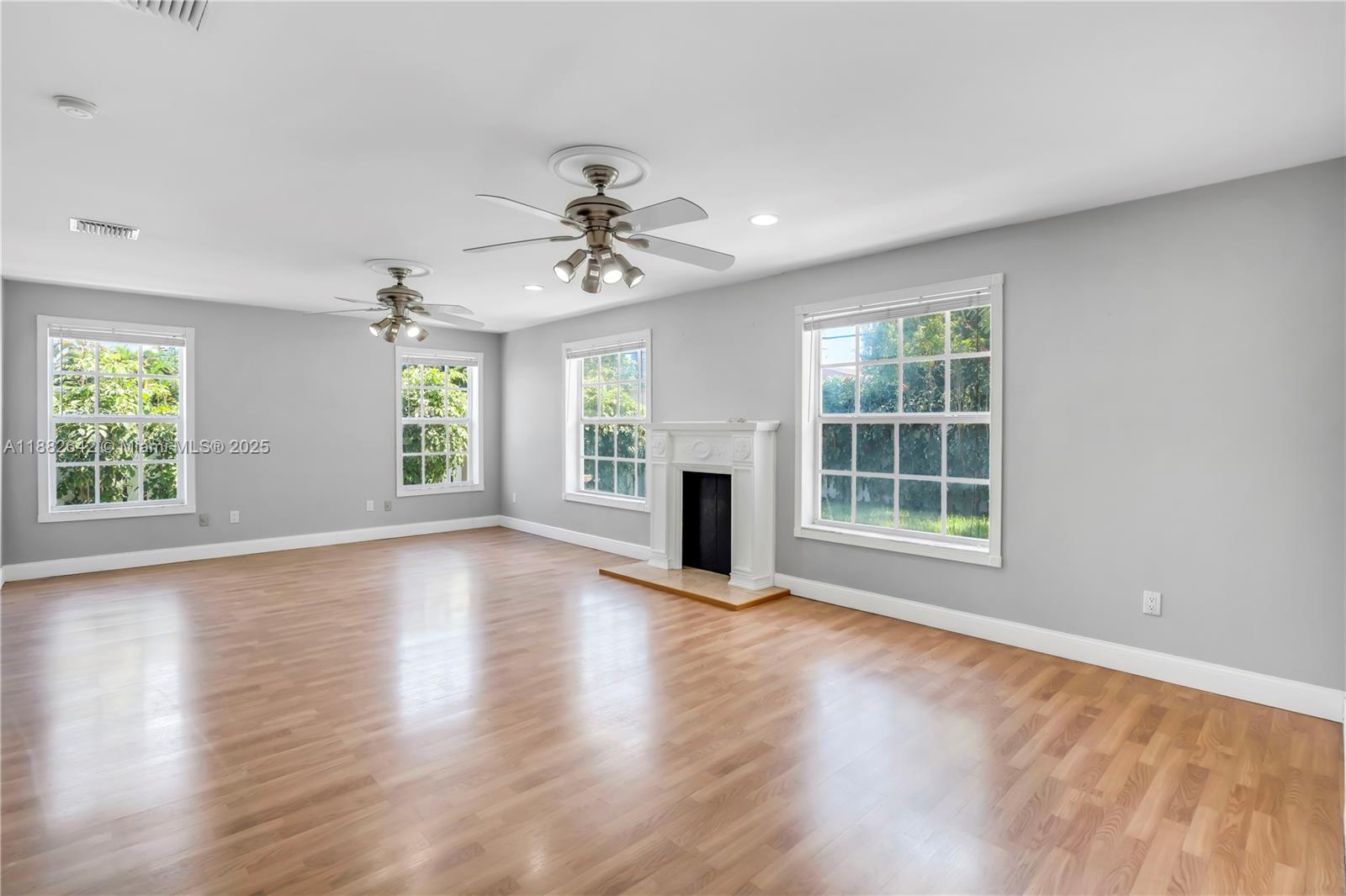 350 190th St Sunny Isles Beach, FL 33160