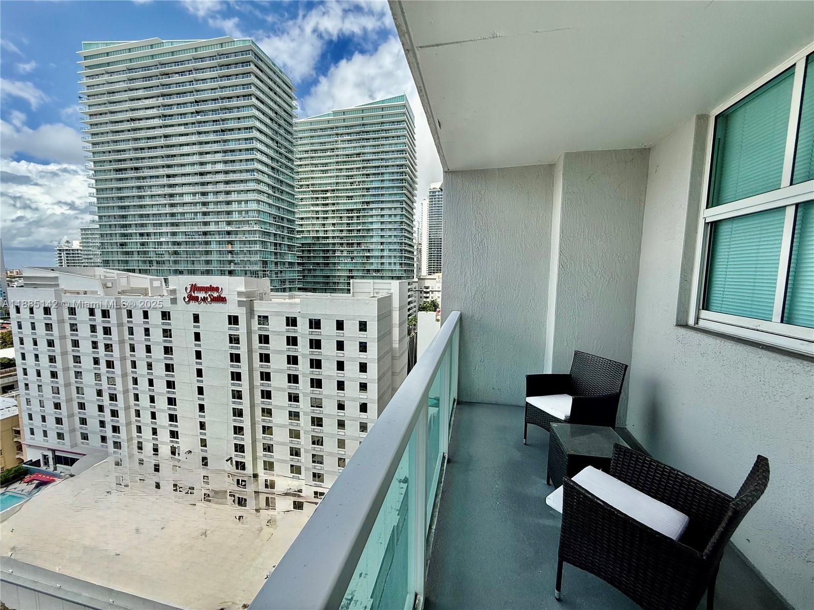 image Vue at Brickell35