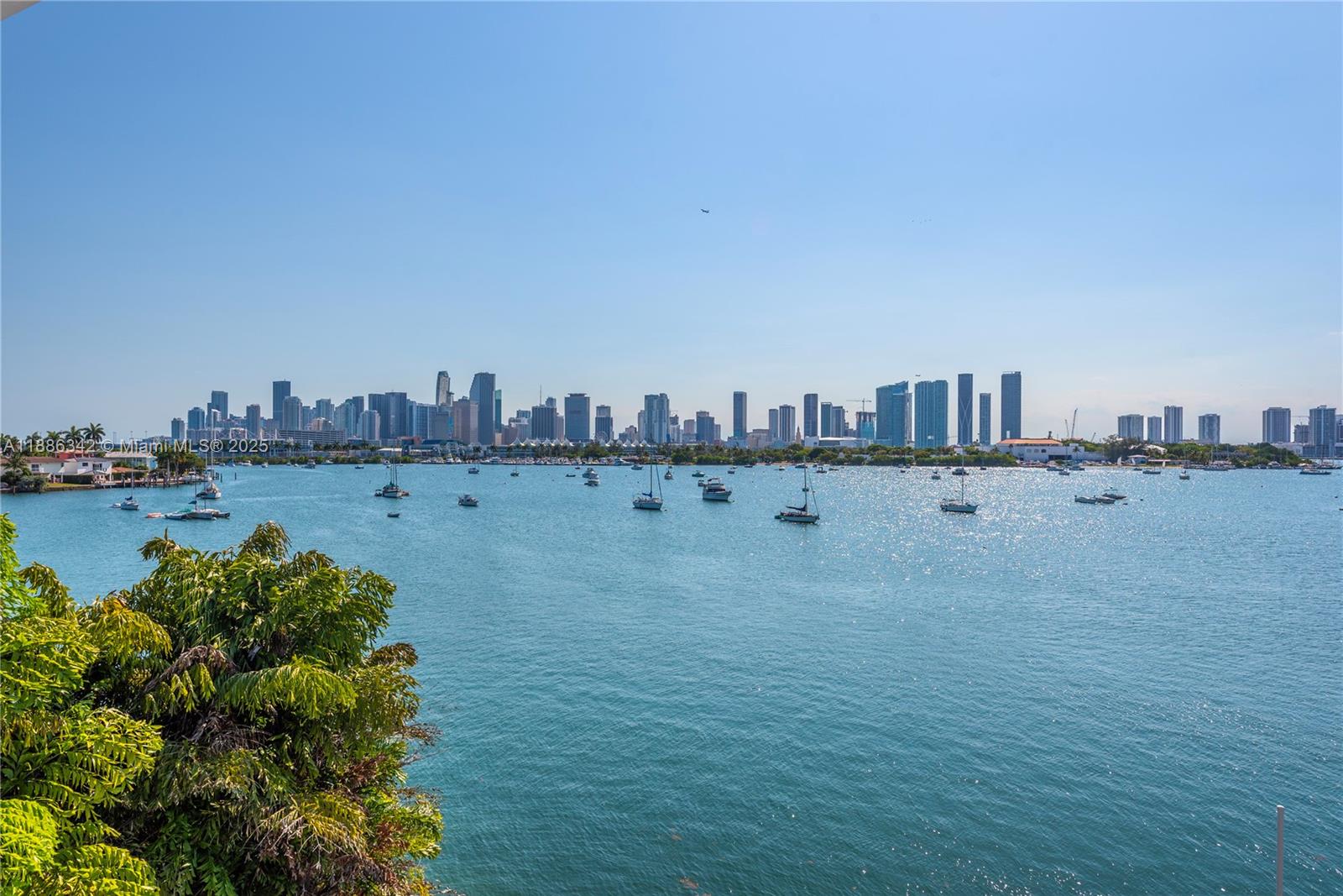 440 S Hibiscus Dr Miami Beach, FL 33139