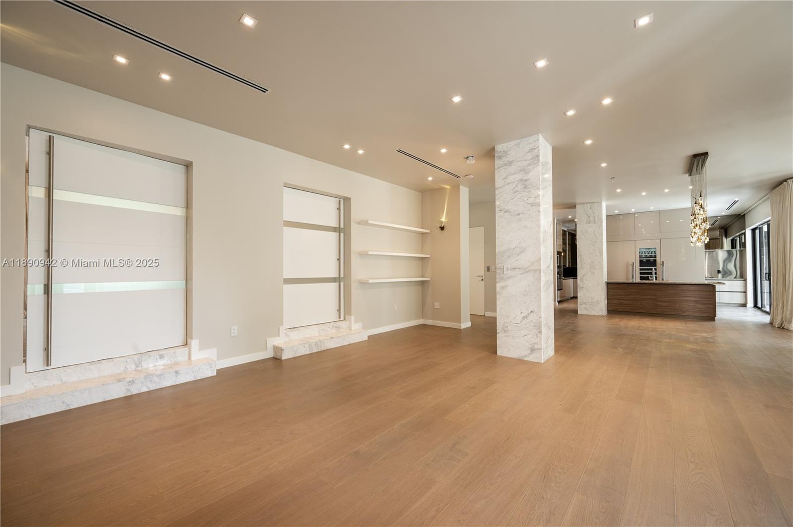 11200 SW 60th Ave Pinecrest, FL 33156