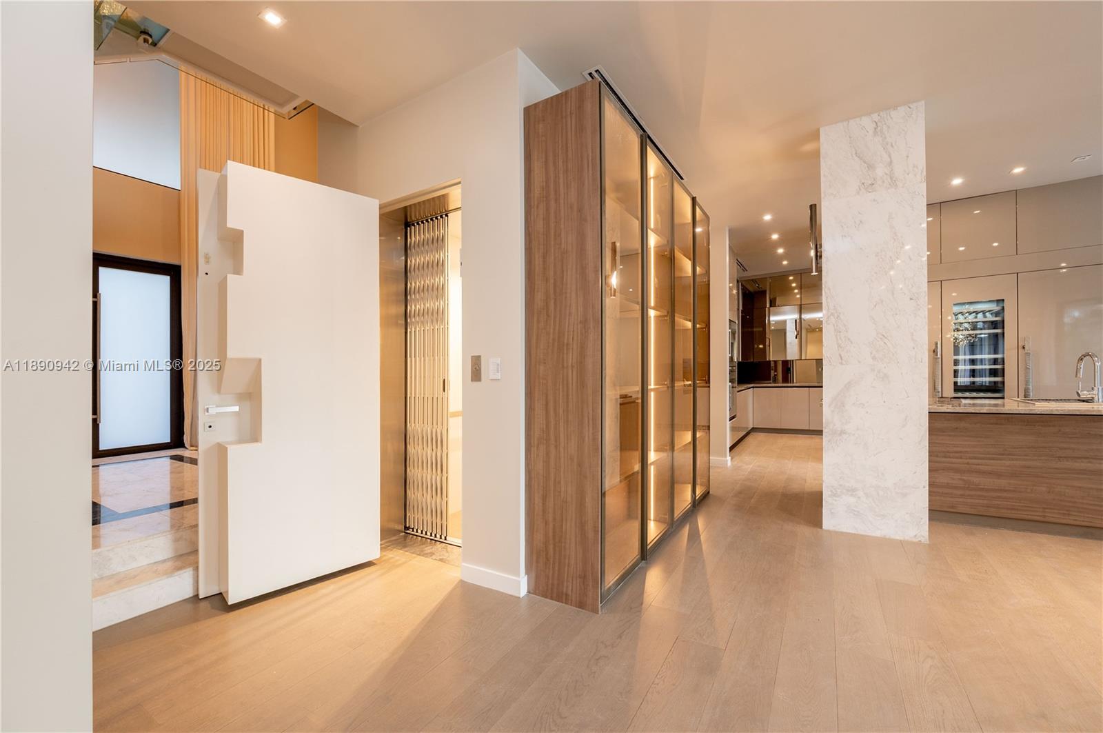 11200 SW 60th Ave Pinecrest, FL 33156