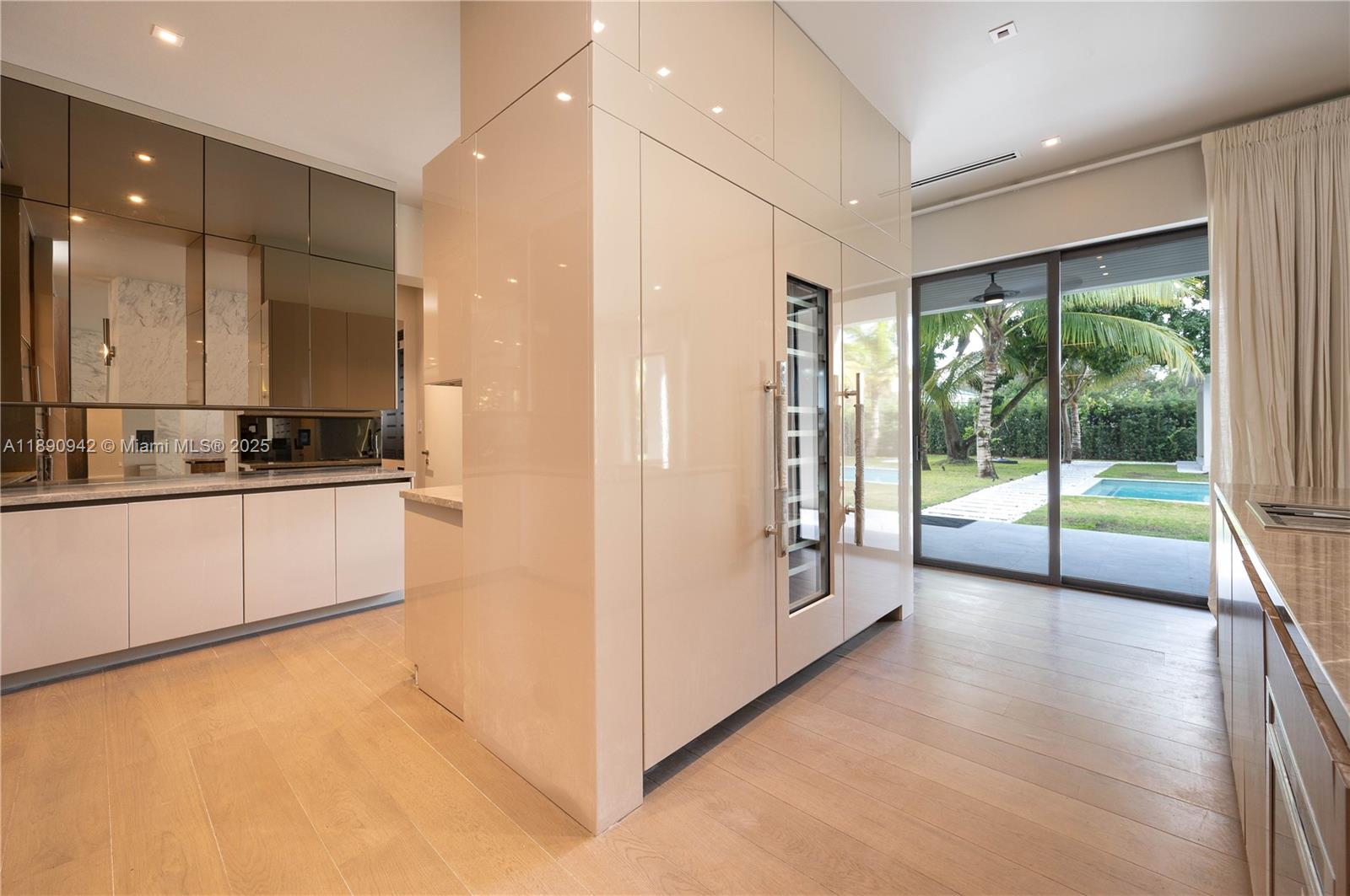 11200 SW 60th Ave Pinecrest, FL 33156