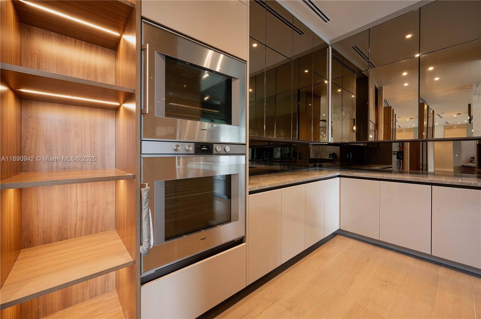 11200 SW 60th Ave Pinecrest, FL 33156