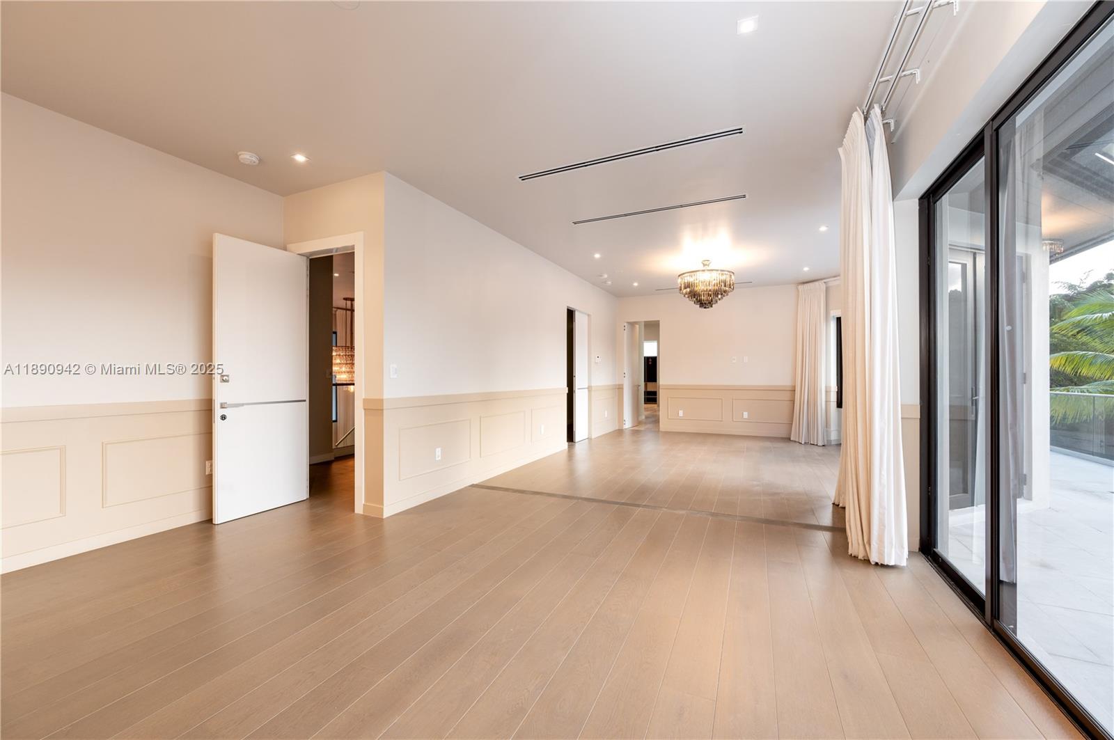 11200 SW 60th Ave Pinecrest, FL 33156