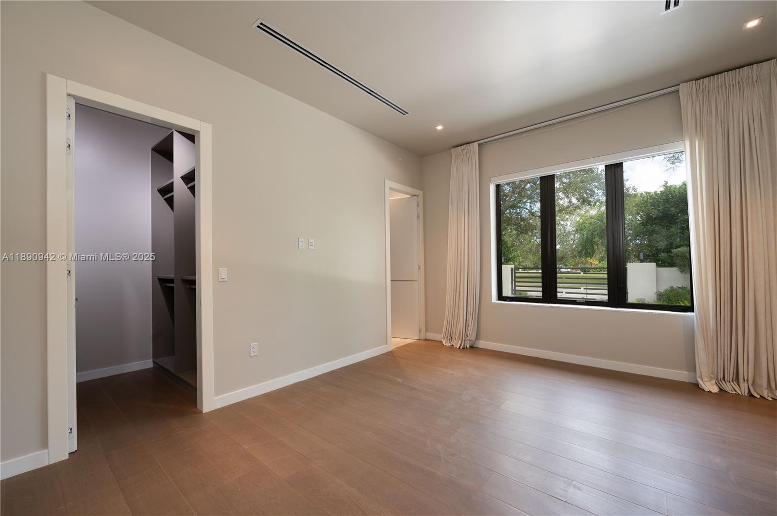 11200 SW 60th Ave Pinecrest, FL 33156