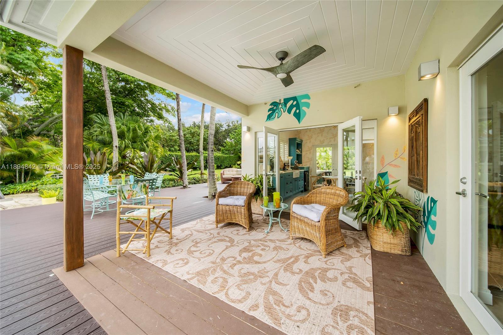 6645 SW 73rd Ct Miami, FL 33143