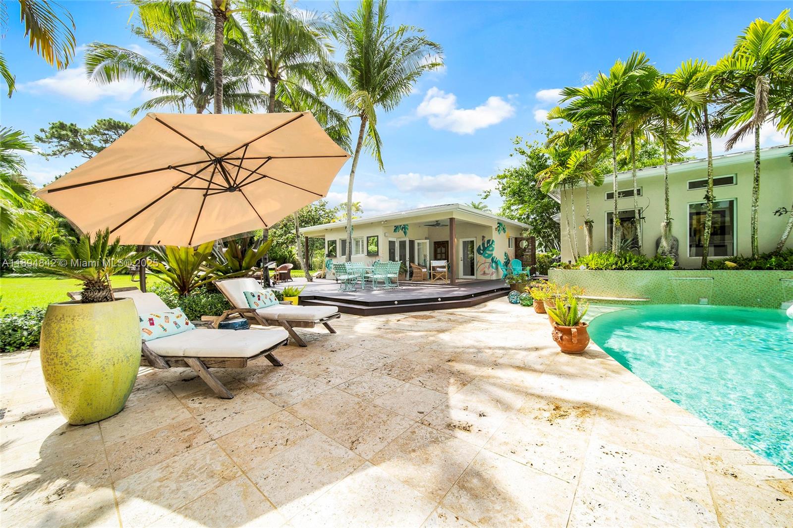 6645 SW 73rd Ct Miami, FL 33143