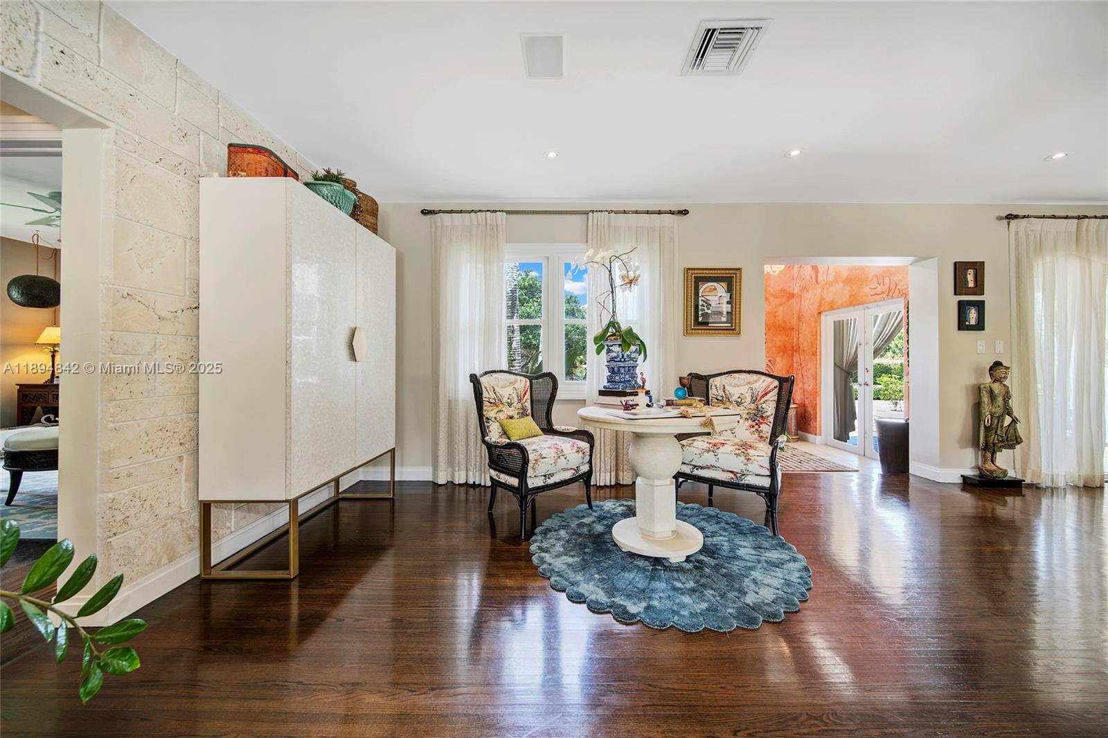 6645 SW 73rd Ct Miami, FL 33143