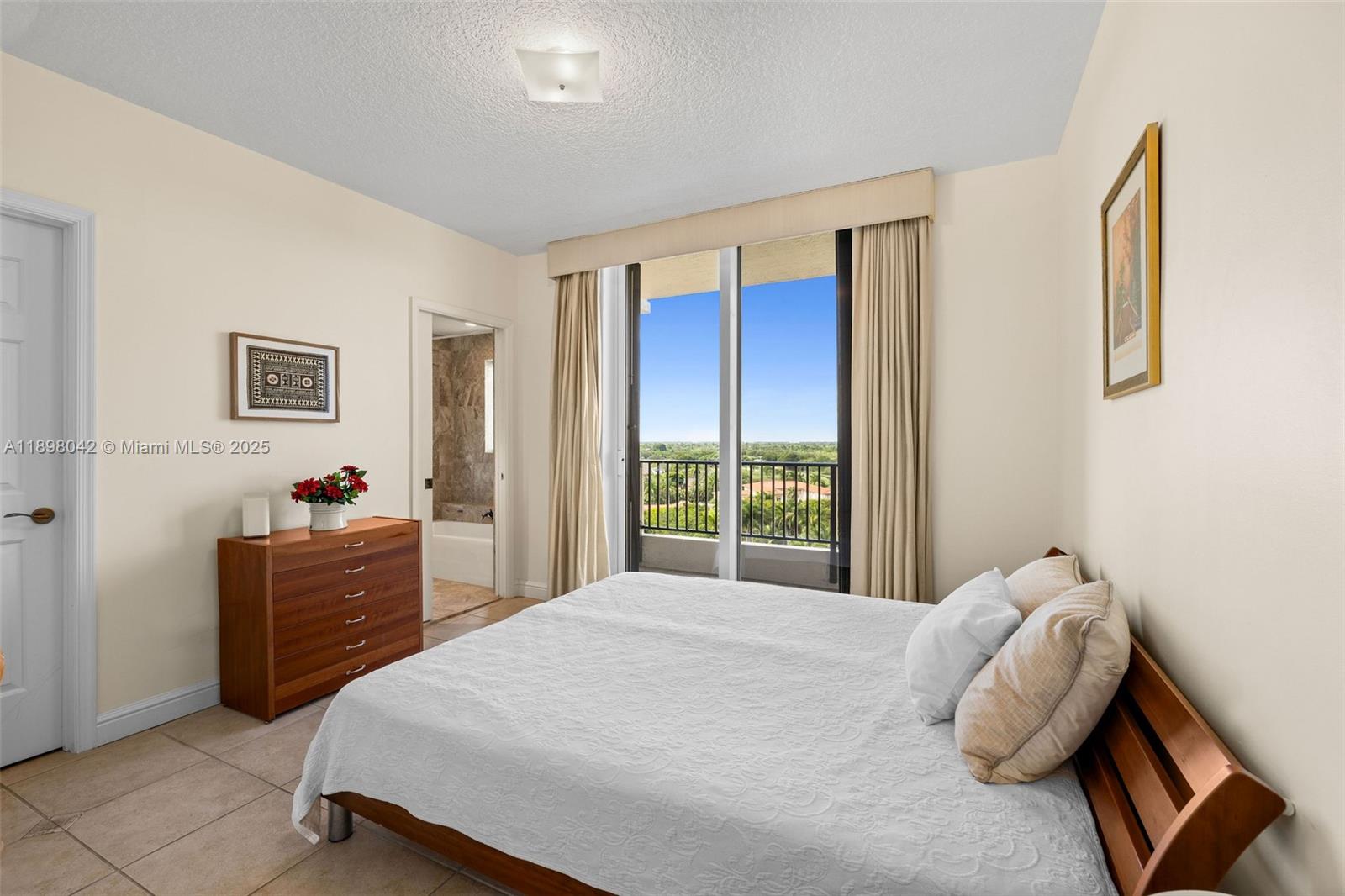 13627 Deering Bay Dr #1002 Coral Gables, FL 33158