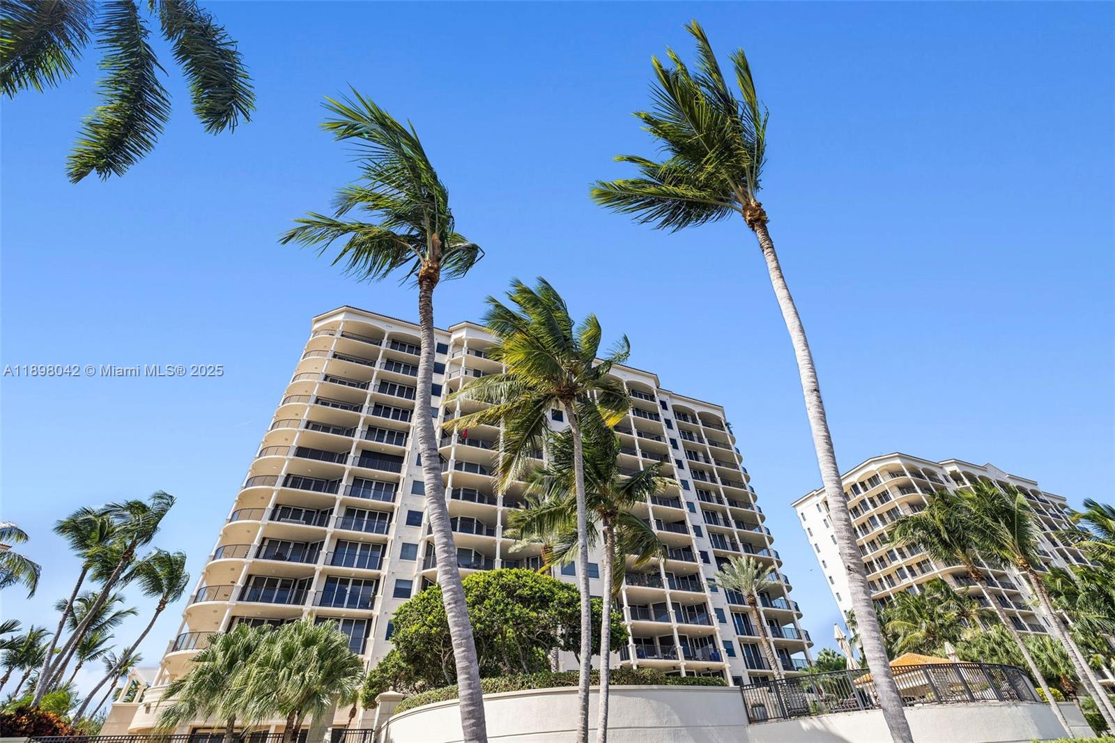 13627 Deering Bay Dr #1002 Coral Gables, FL 33158