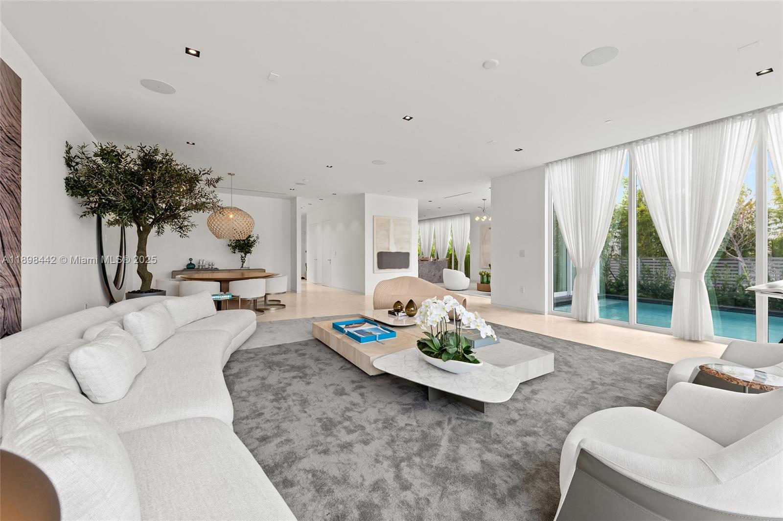 1031 W 48th St #6 Miami Beach, FL 33140