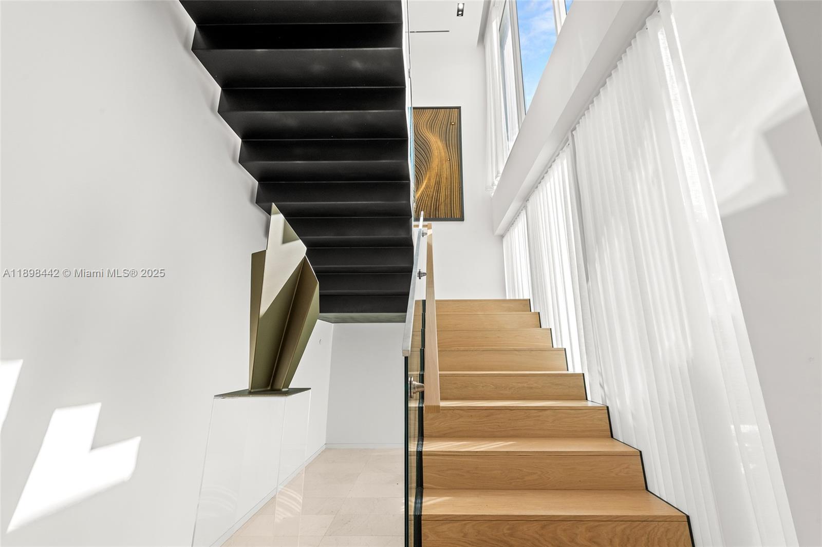 1031 W 48th St #6 Miami Beach, FL 33140