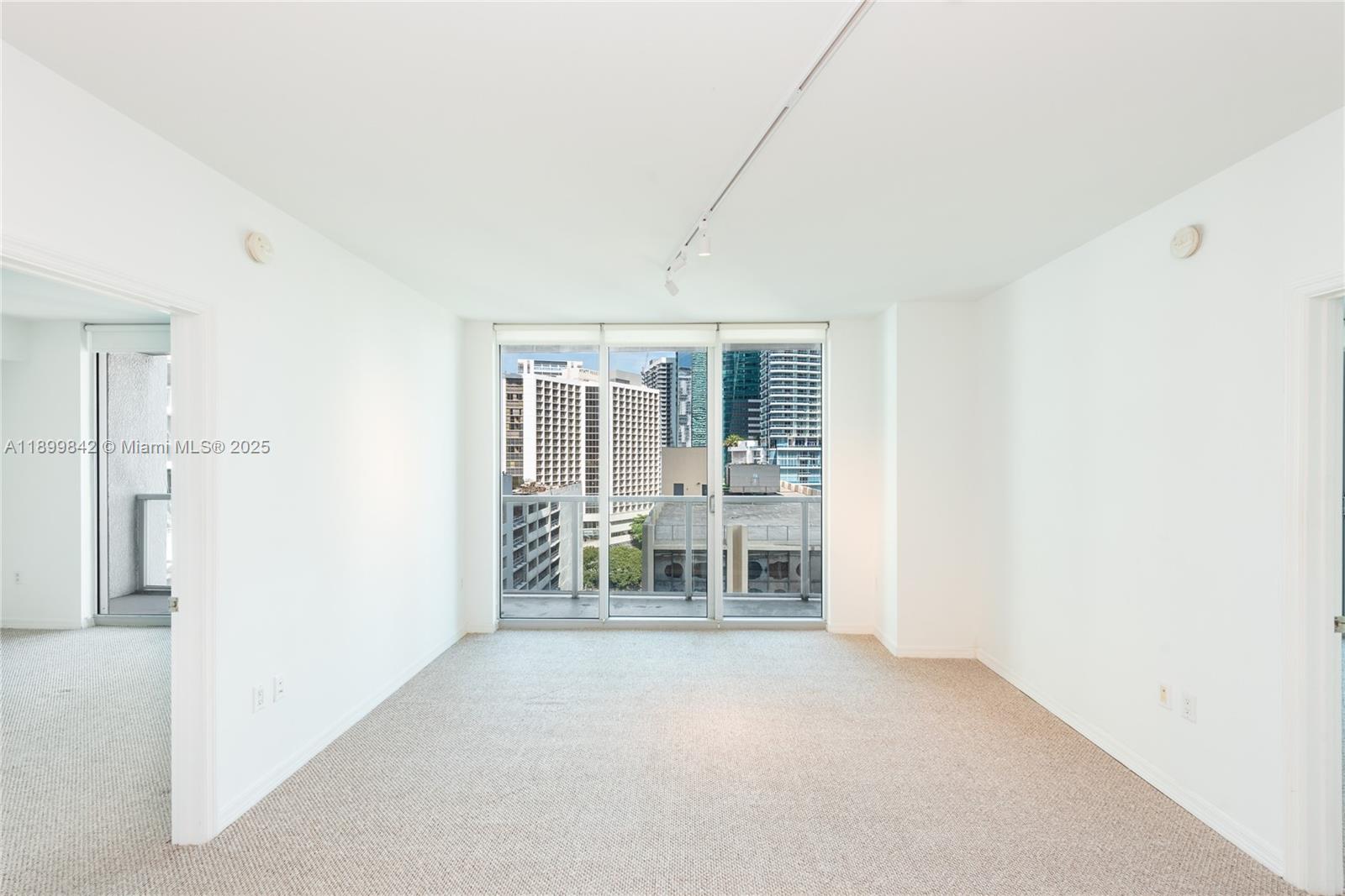image 500 Brickell East20