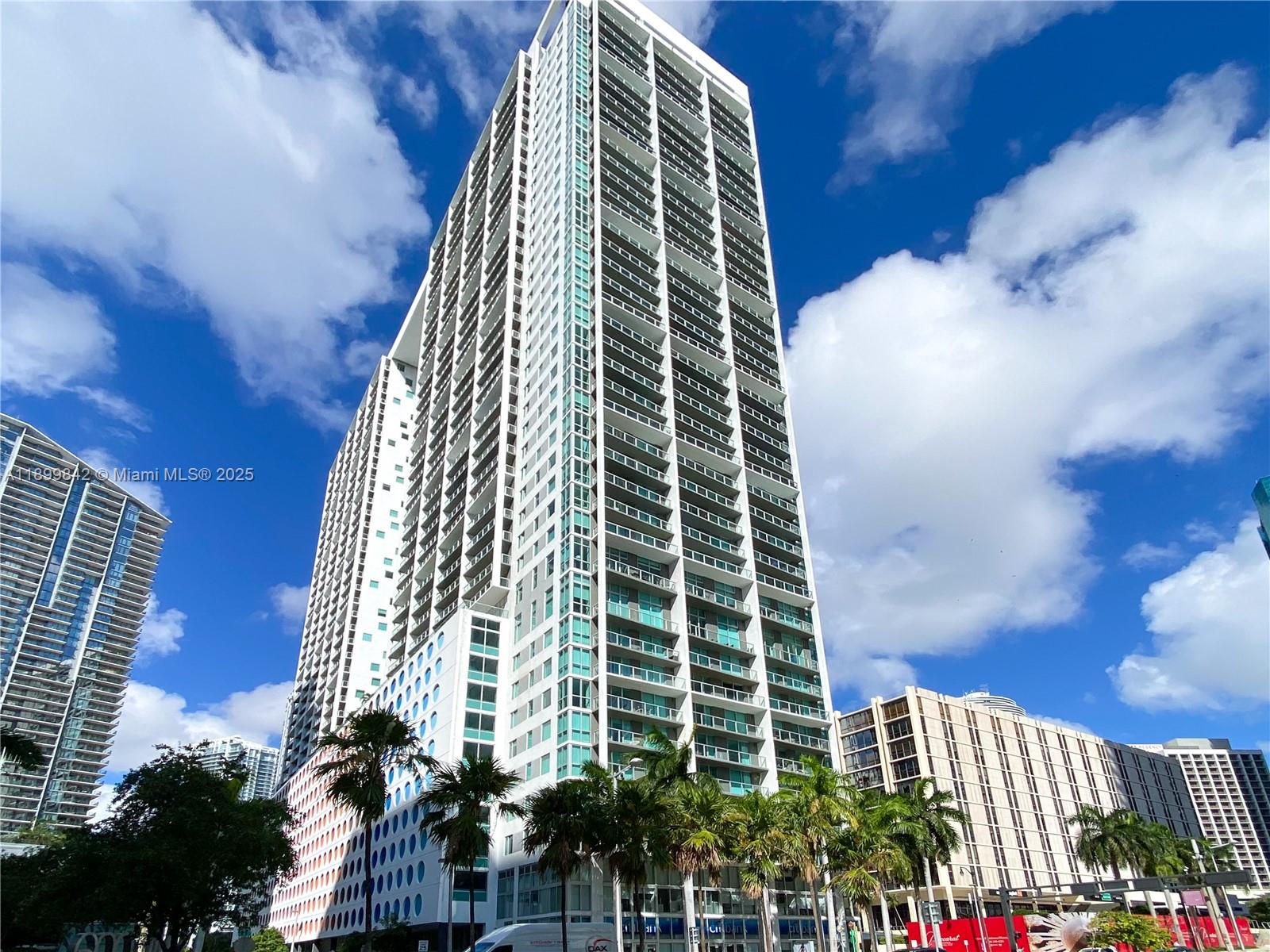 image 500 Brickell East22