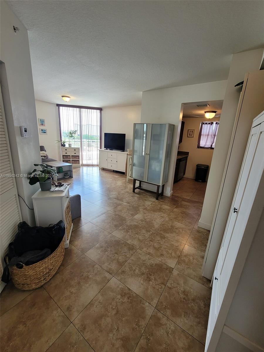 2600 SW 27th Ave #502