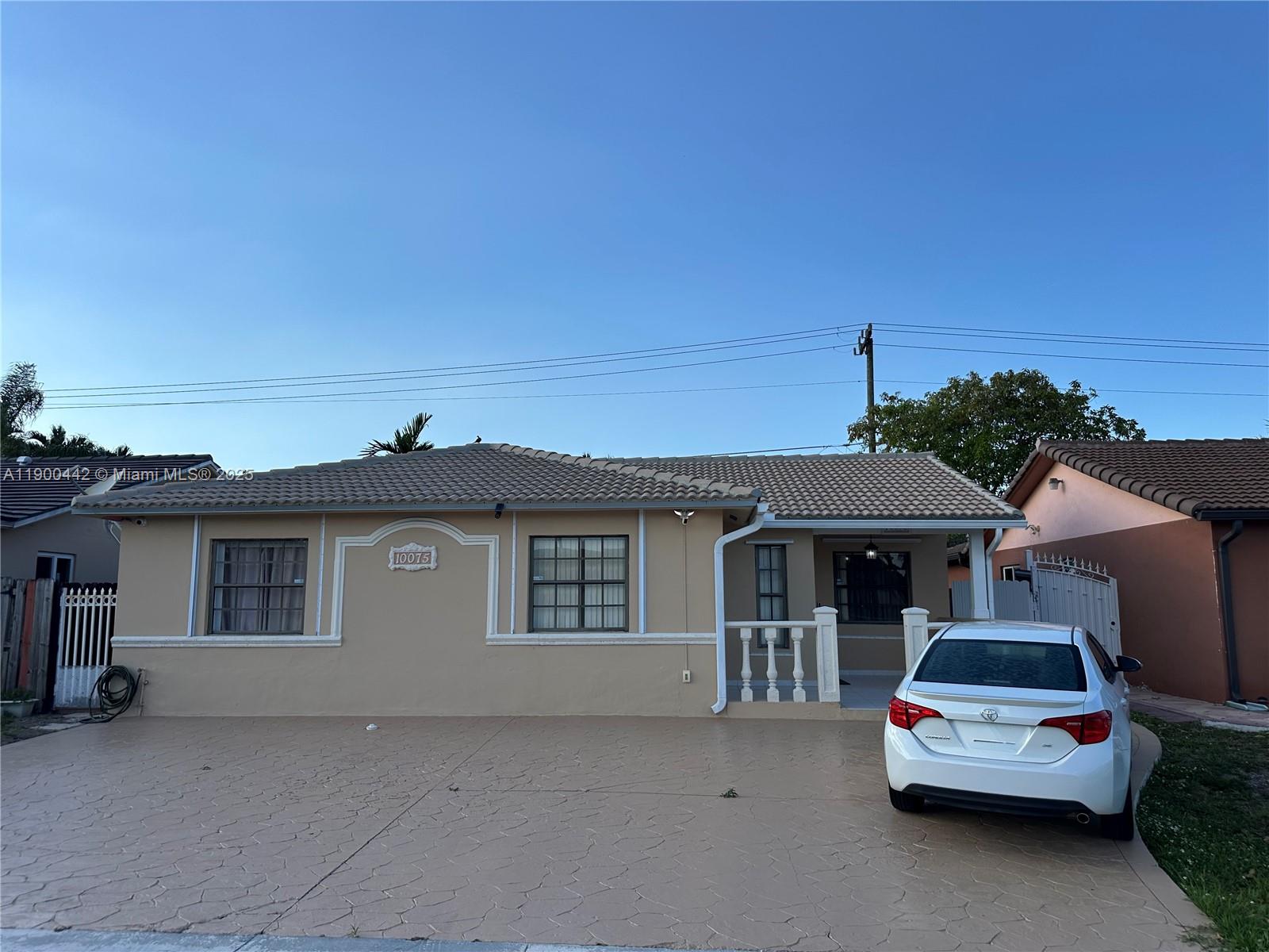 10075 NW 129th Ter #n/a
