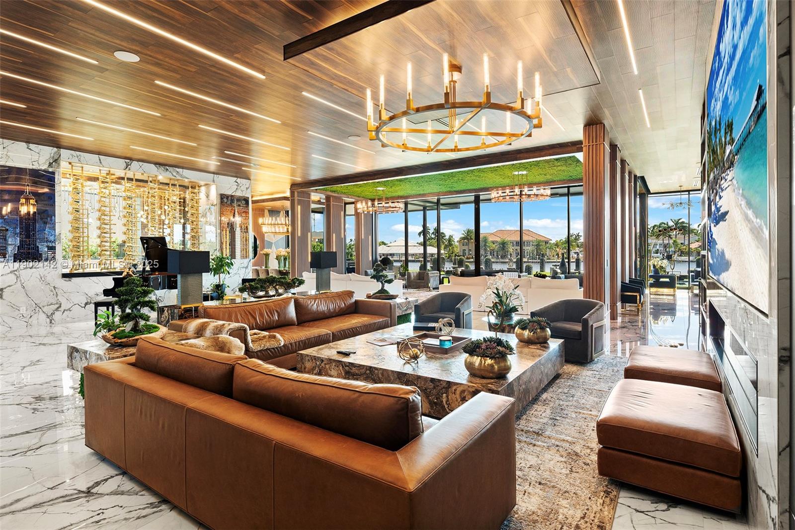 733 Middle Riv Dr Fort Lauderdale, FL 33304