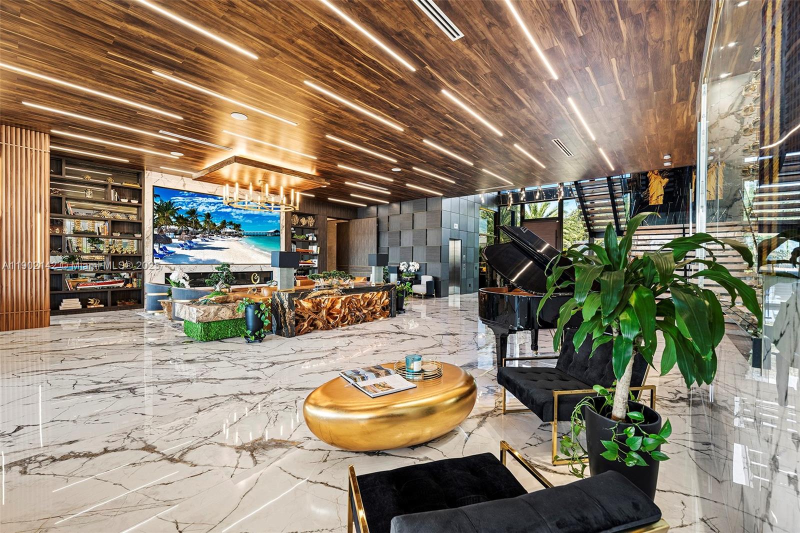 733 Middle Riv Dr Fort Lauderdale, FL 33304