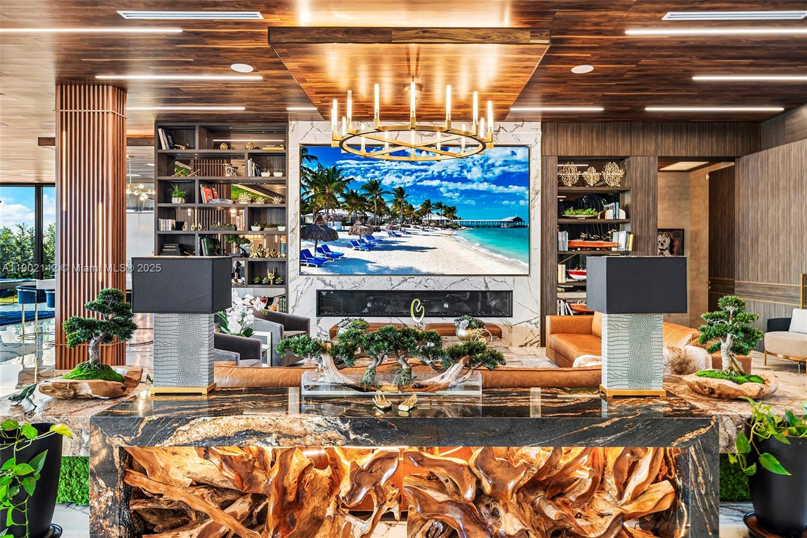 733 Middle Riv Dr Fort Lauderdale, FL 33304