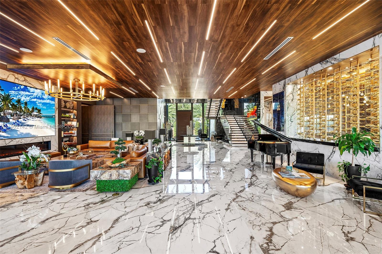 733 Middle Riv Dr Fort Lauderdale, FL 33304