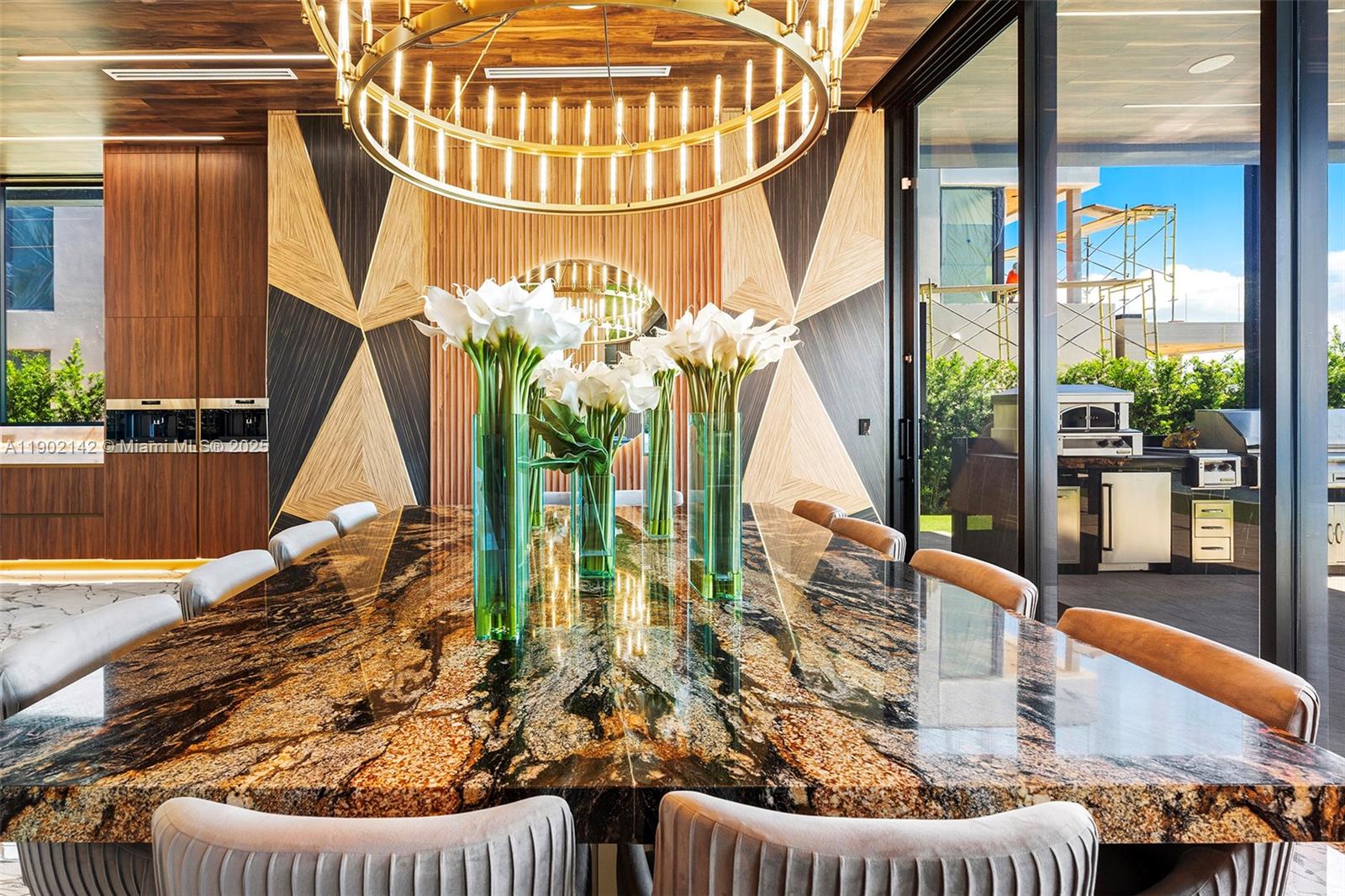 733 Middle Riv Dr Fort Lauderdale, FL 33304