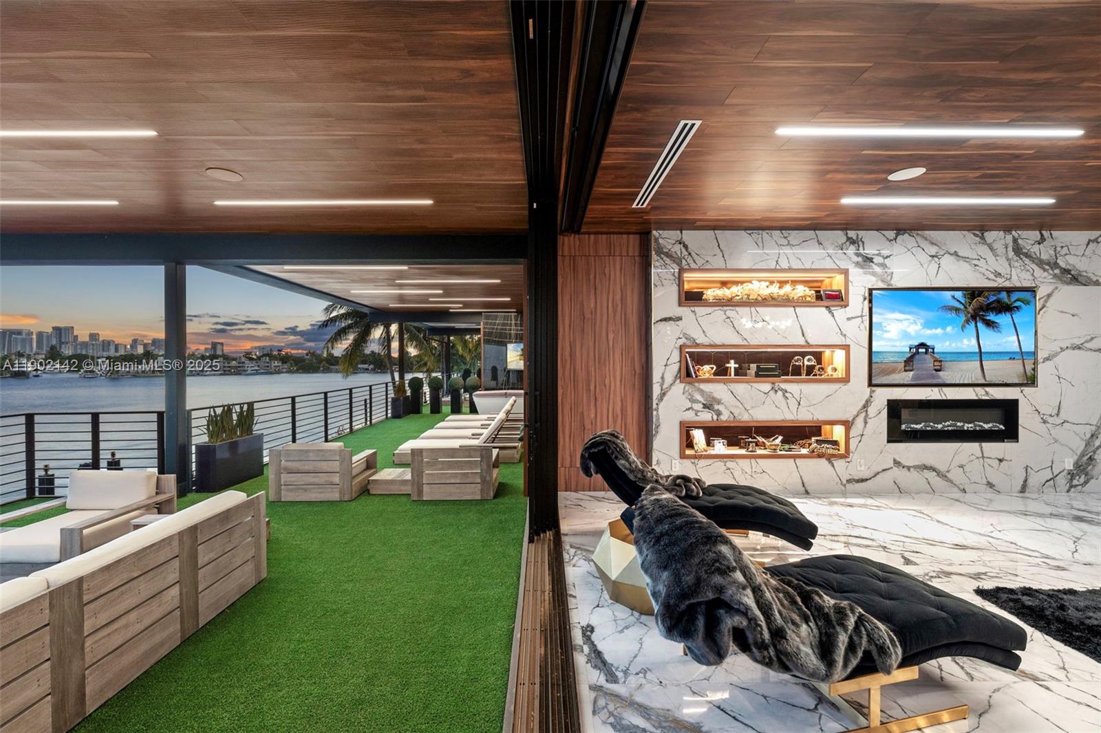 733 Middle Riv Dr Fort Lauderdale, FL 33304