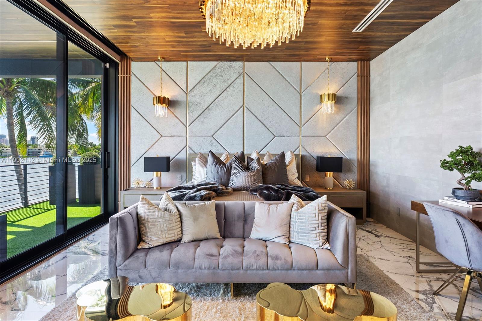 733 Middle Riv Dr Fort Lauderdale, FL 33304