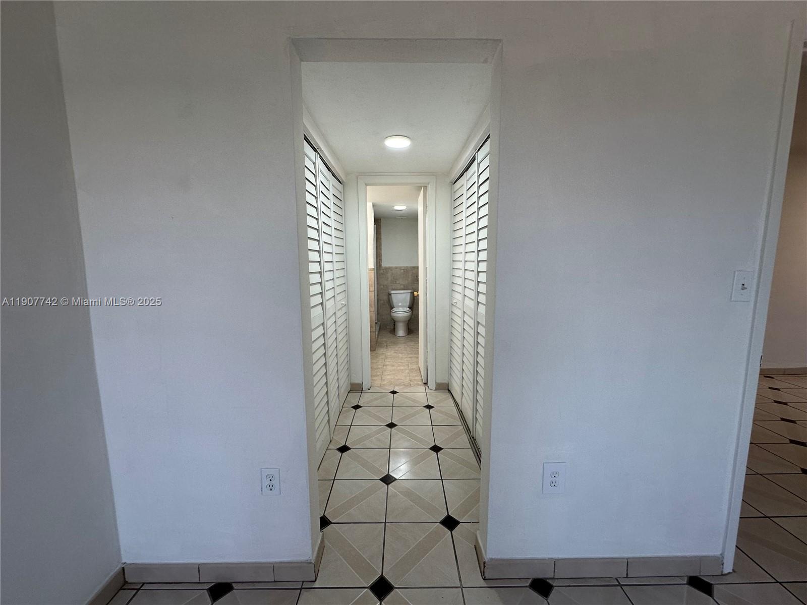 1130 11th St #4J Miami Beach, FL 33139