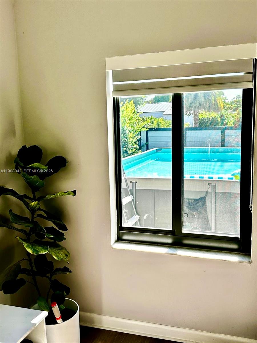 3121 SW 20th St Miami, FL 33145