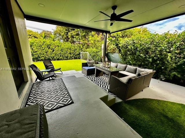 3121 SW 20th St Miami, FL 33145