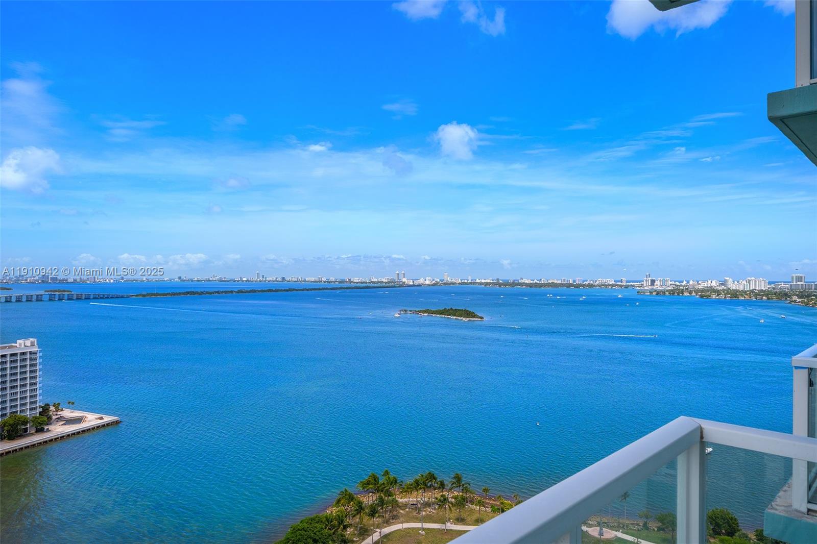 1900 N Bayshore Dr #2512 Miami, FL 33132