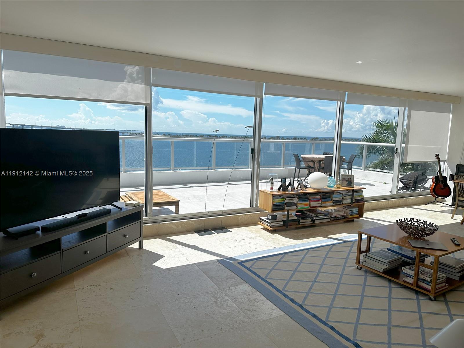 image The Palace Condo9