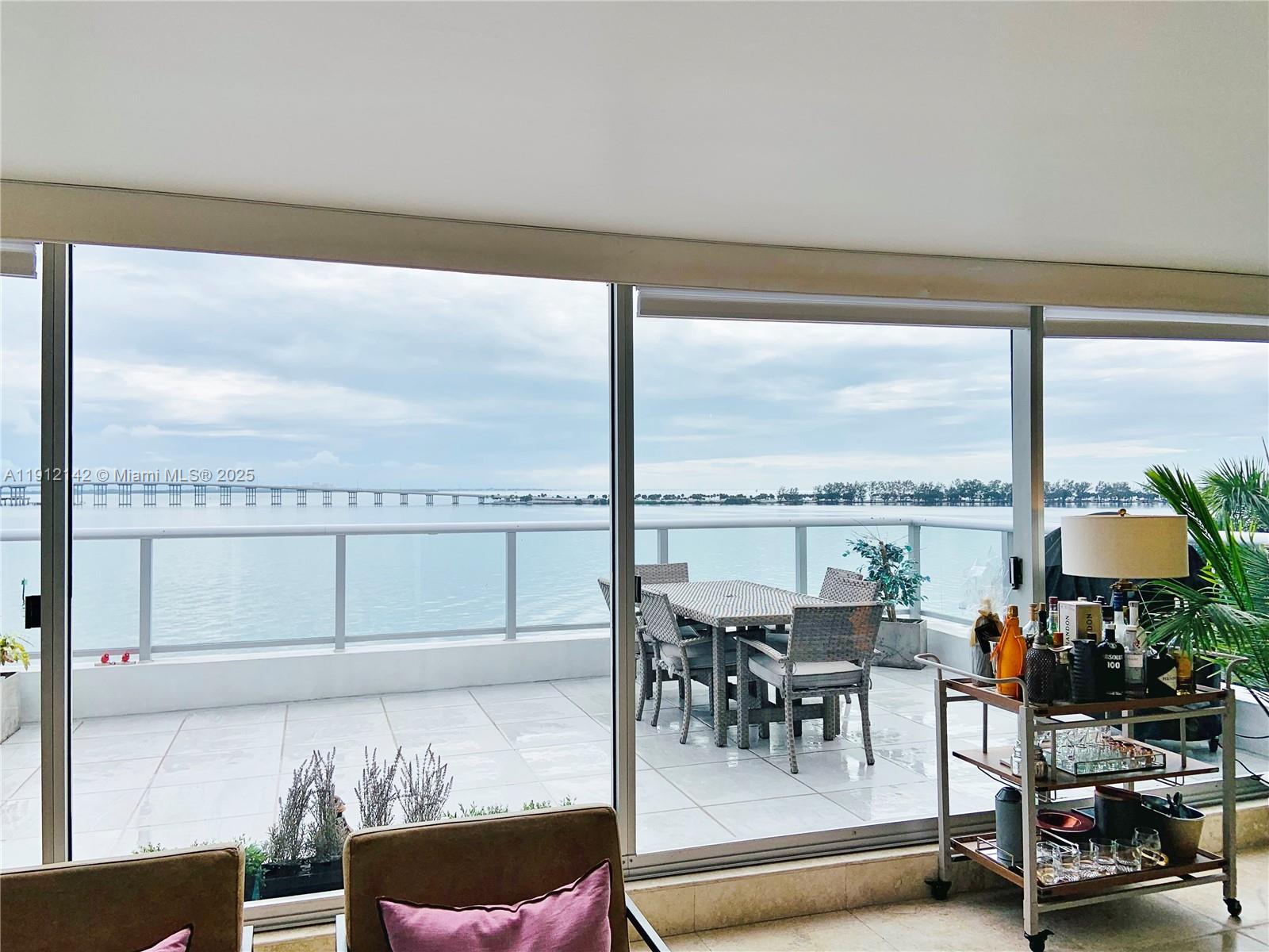 image The Palace Condo25